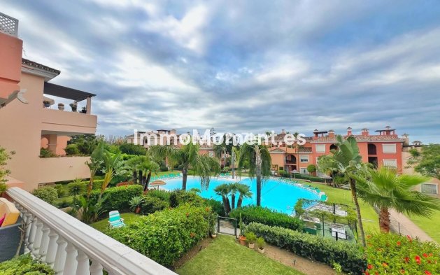 Appartement - Bestaande woning - Estepona  - Costalita