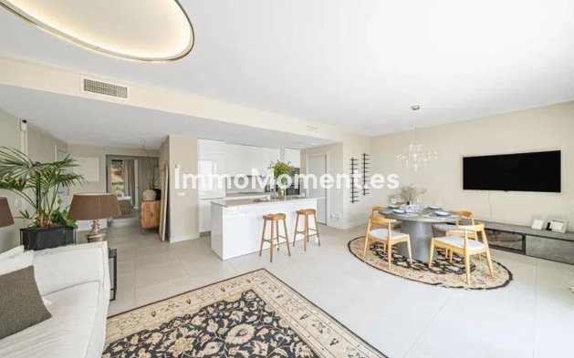 Appartement - Bestaande woning - Estepona  - Estepona Centro