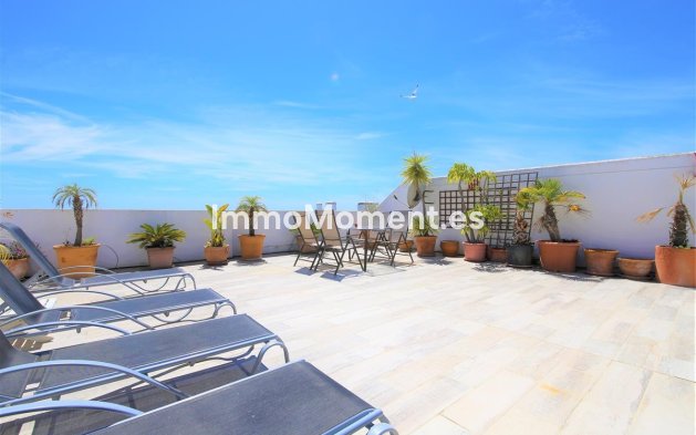 Appartement - Bestaande woning - Estepona  - Estepona Centro