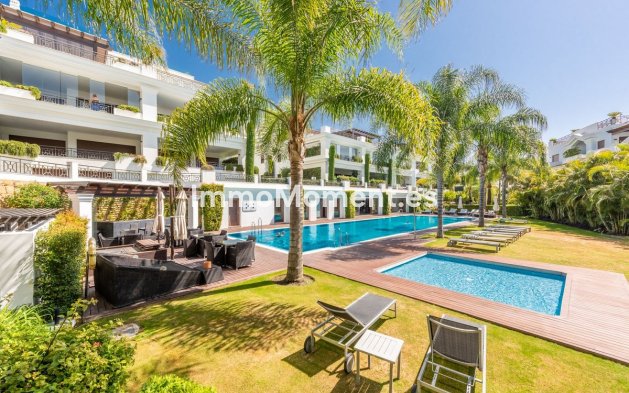 Appartement - Bestaande woning - Estepona  - Estepona Centro