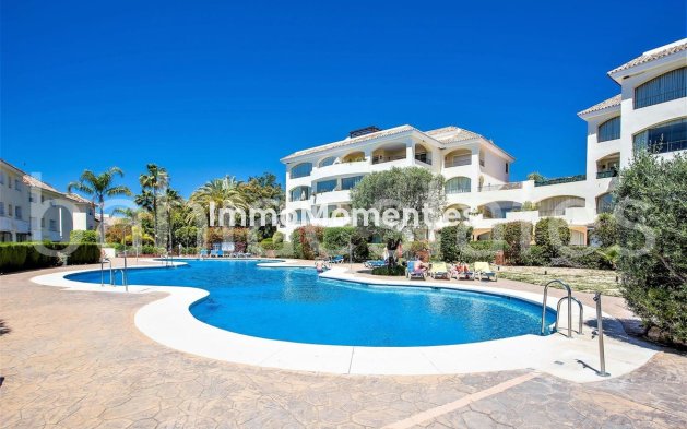 Appartement - Bestaande woning - Marbella - Bahía de Marbella