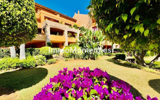 Appartement - Bestaande woning - Marbella - Bahía de Marbella
