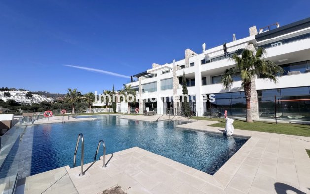 Appartement - Bestaande woning - Marbella - Cabopino