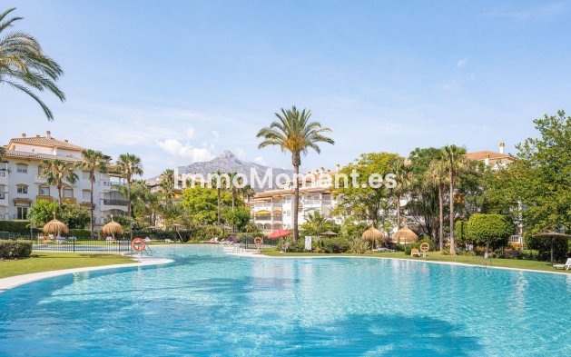 Appartement - Bestaande woning - Marbella - Nueva Andalucía