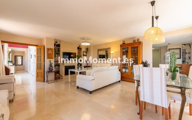 Appartement - Revente - Estepona  - Estepona Centro