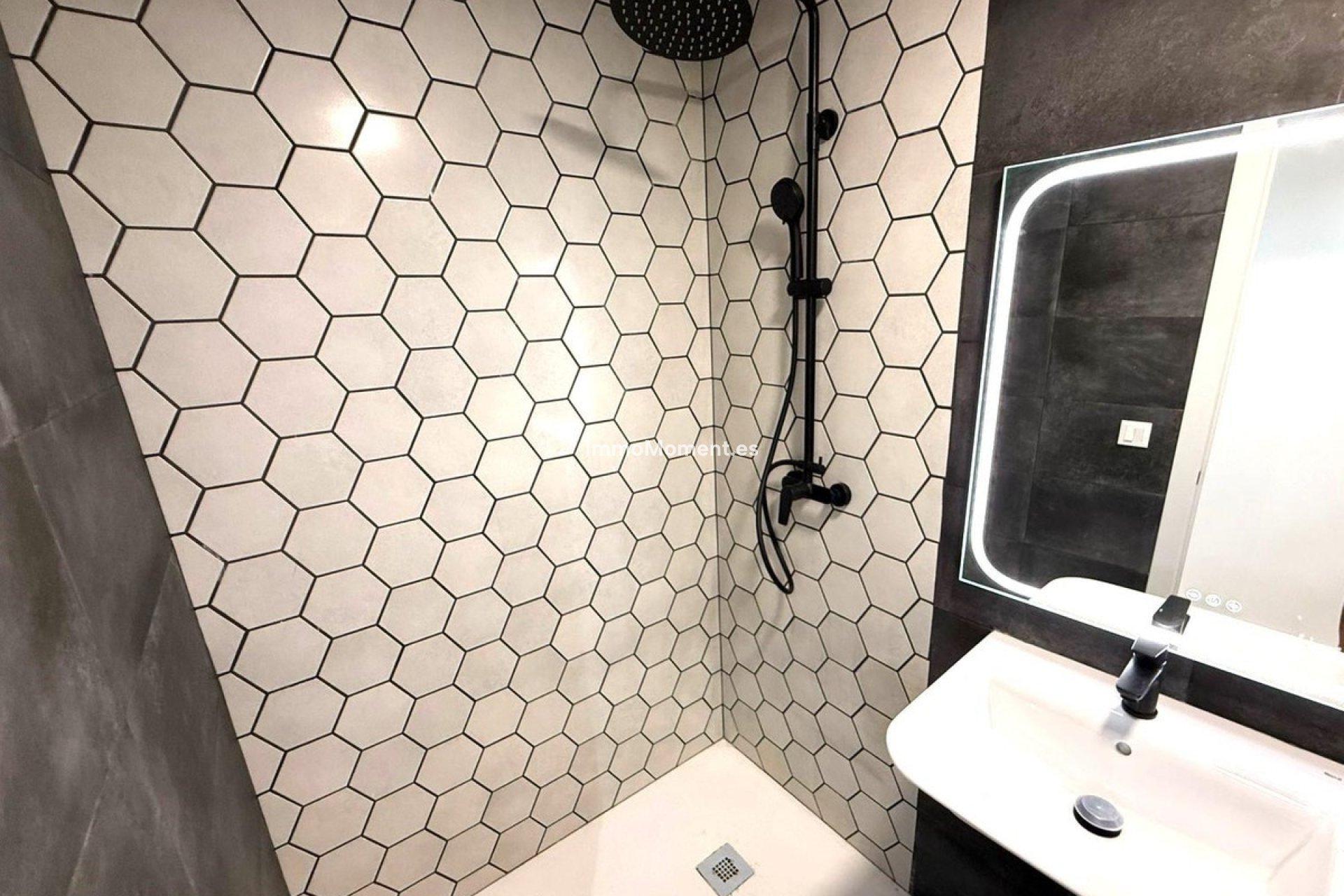 Bestaande woning - Appartement - Alicante - Alicante Centro