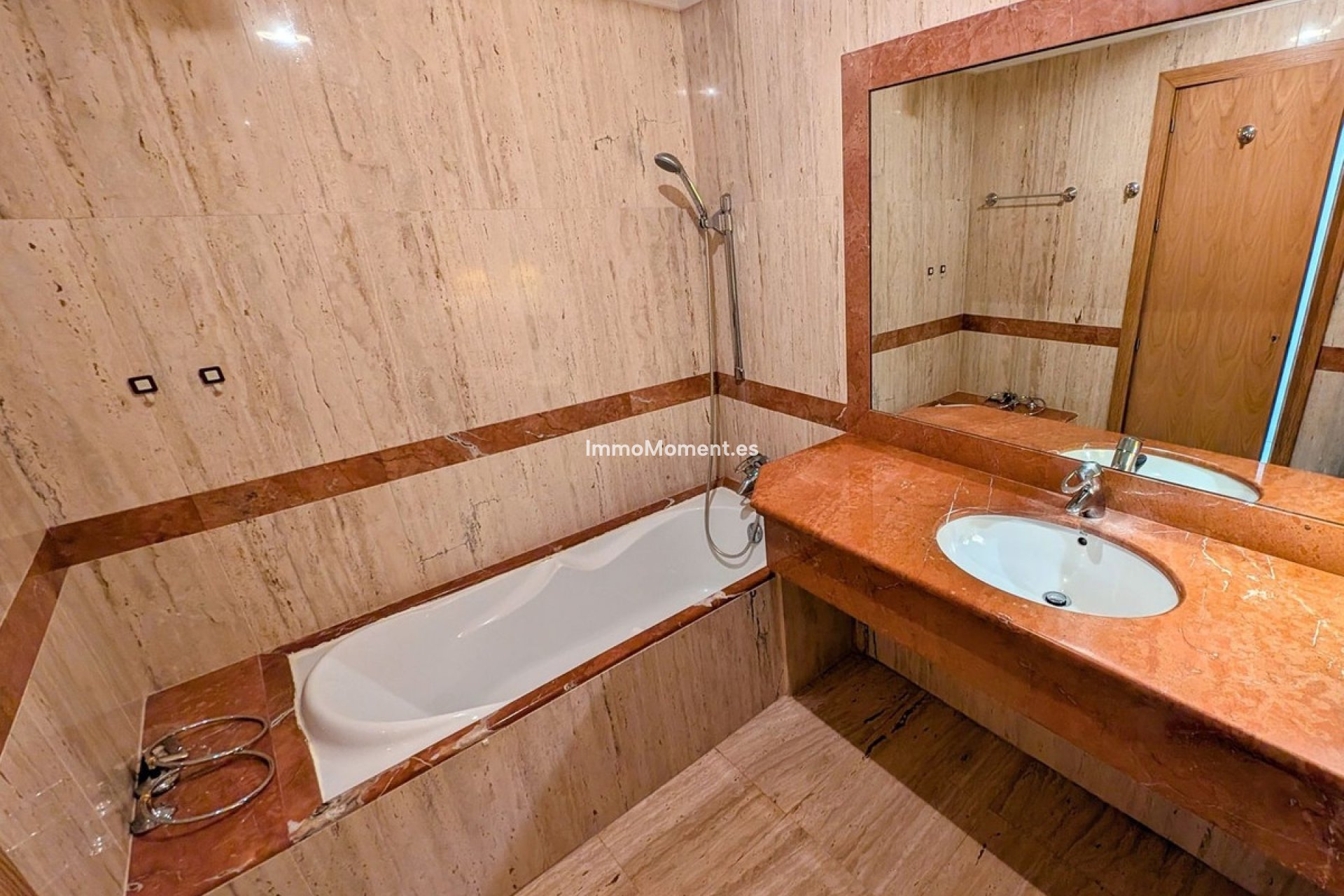 Bestaande woning - Appartement - Benahavís - Benahavís Centro