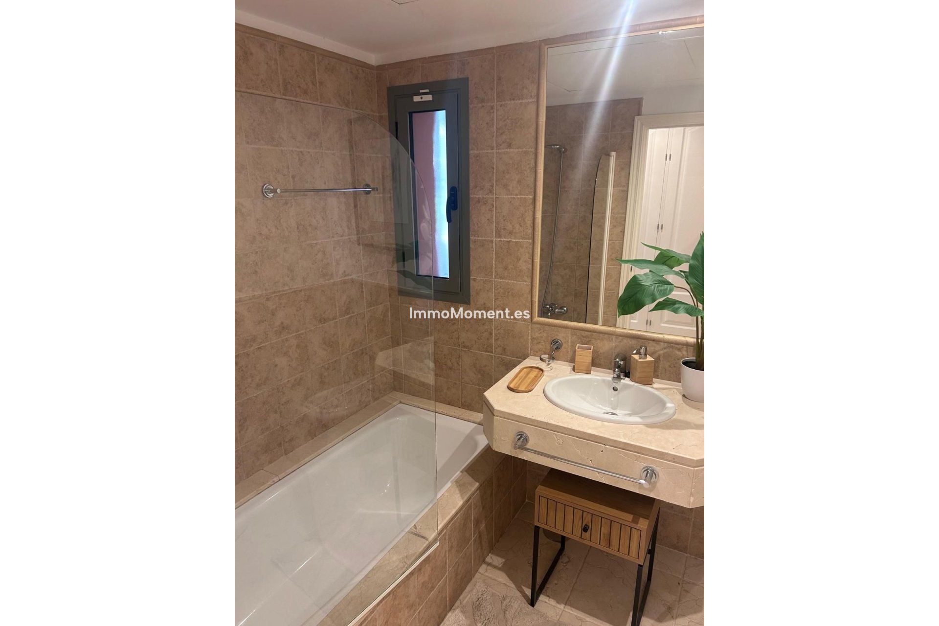 Bestaande woning - Appartement - Benahavís - Benahavís Centro