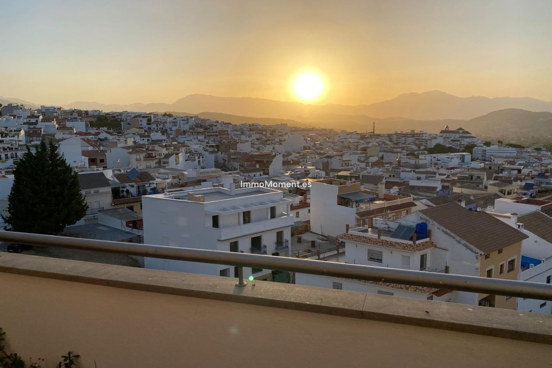 Bestaande woning - Appartement - Binnenland  - Alhaurín el Grande Centro