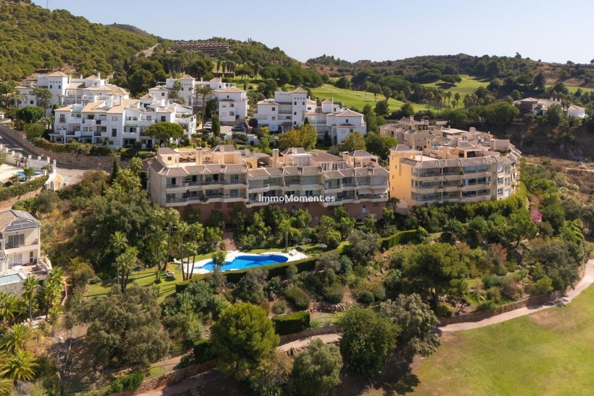 Bestaande woning - Appartement - Binnenland  - Alhaurín el Grande Centro