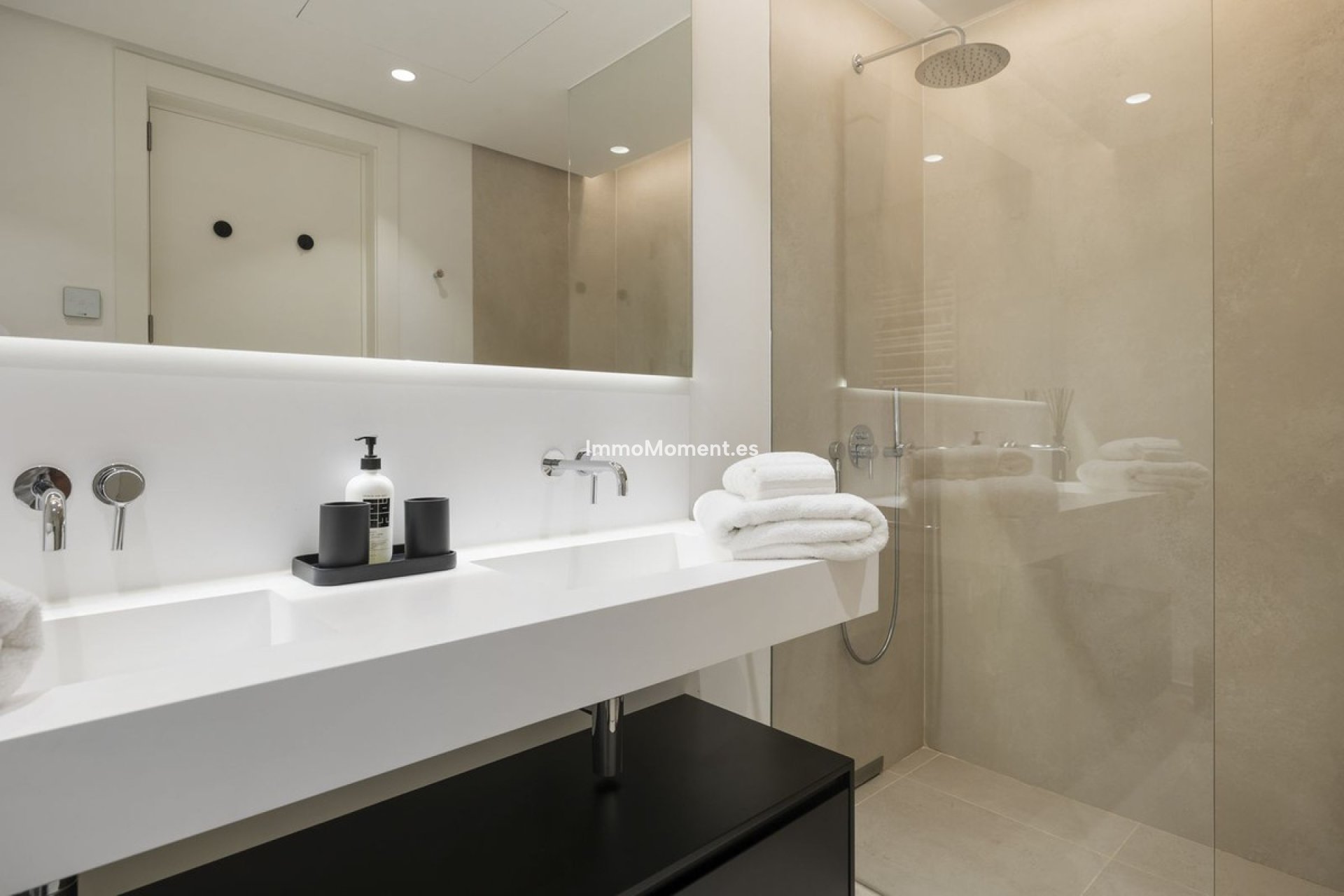 Bestaande woning - Appartement - Binnenland  - Ojén