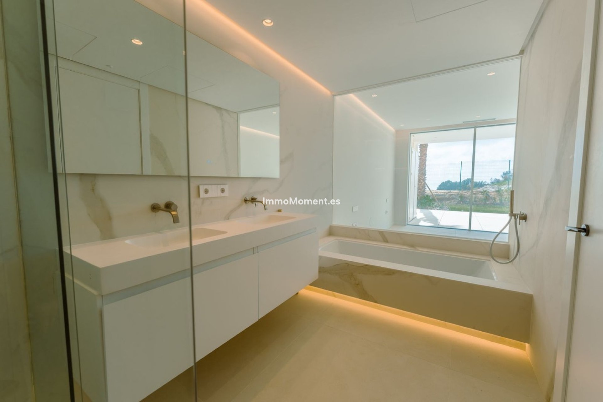 Bestaande woning - Appartement - Binnenland  - Ojén