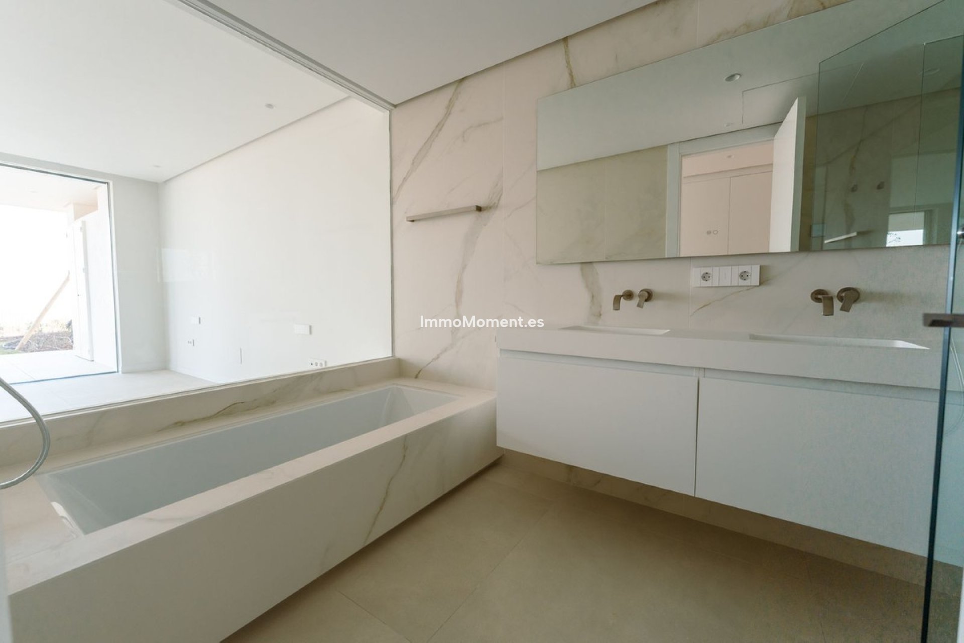 Bestaande woning - Appartement - Binnenland  - Ojén