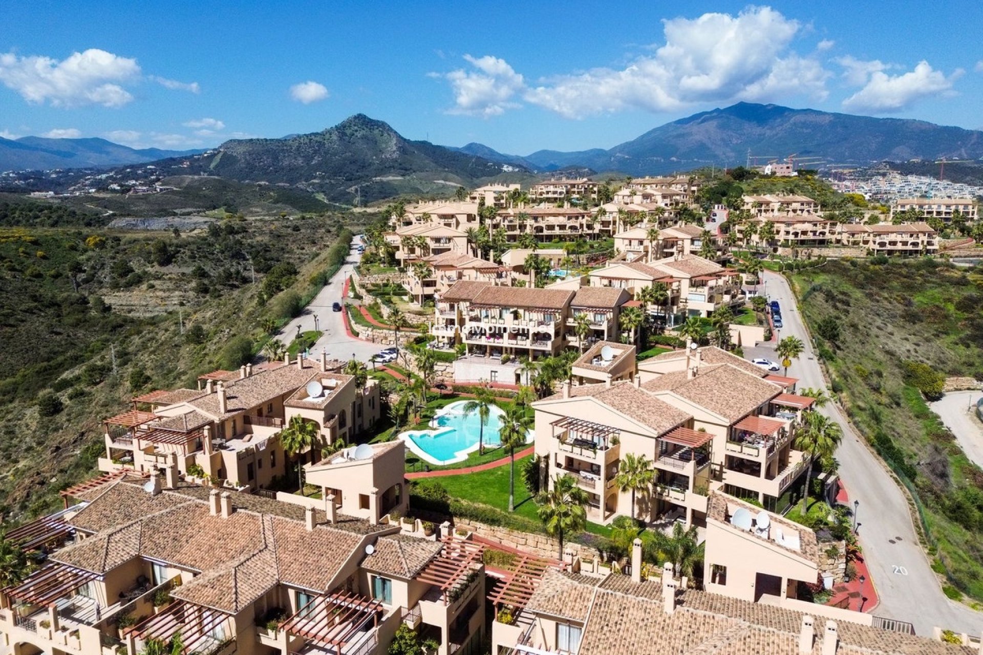 Bestaande woning - Appartement - Estepona  - Atalaya