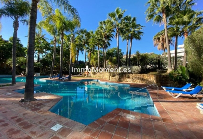 Bestaande woning - Appartement - Estepona  - Atalaya