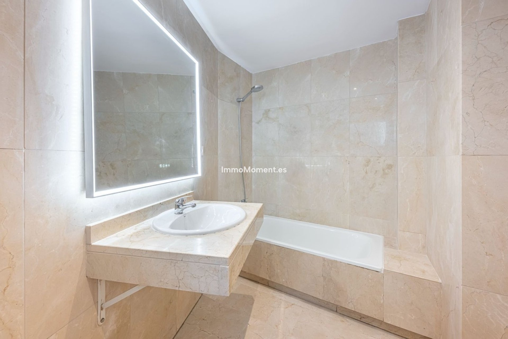 Bestaande woning - Appartement - Estepona  - Cancelada