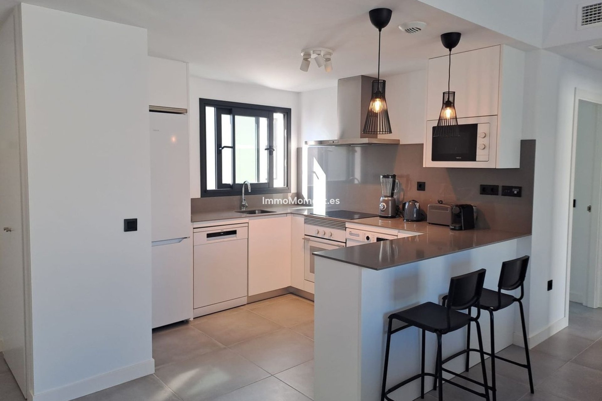 Bestaande woning - Appartement - Estepona  - Cancelada