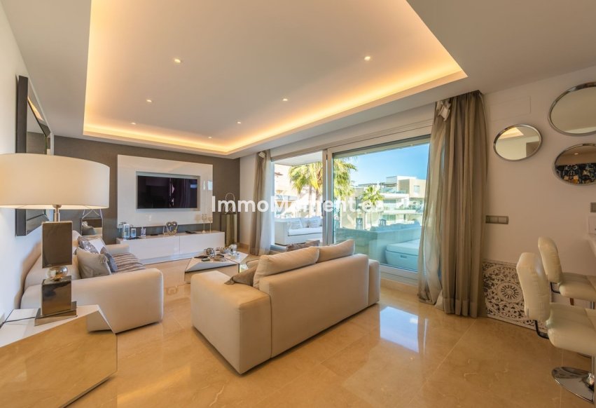 Bestaande woning - Appartement - Estepona  - Estepona Centro