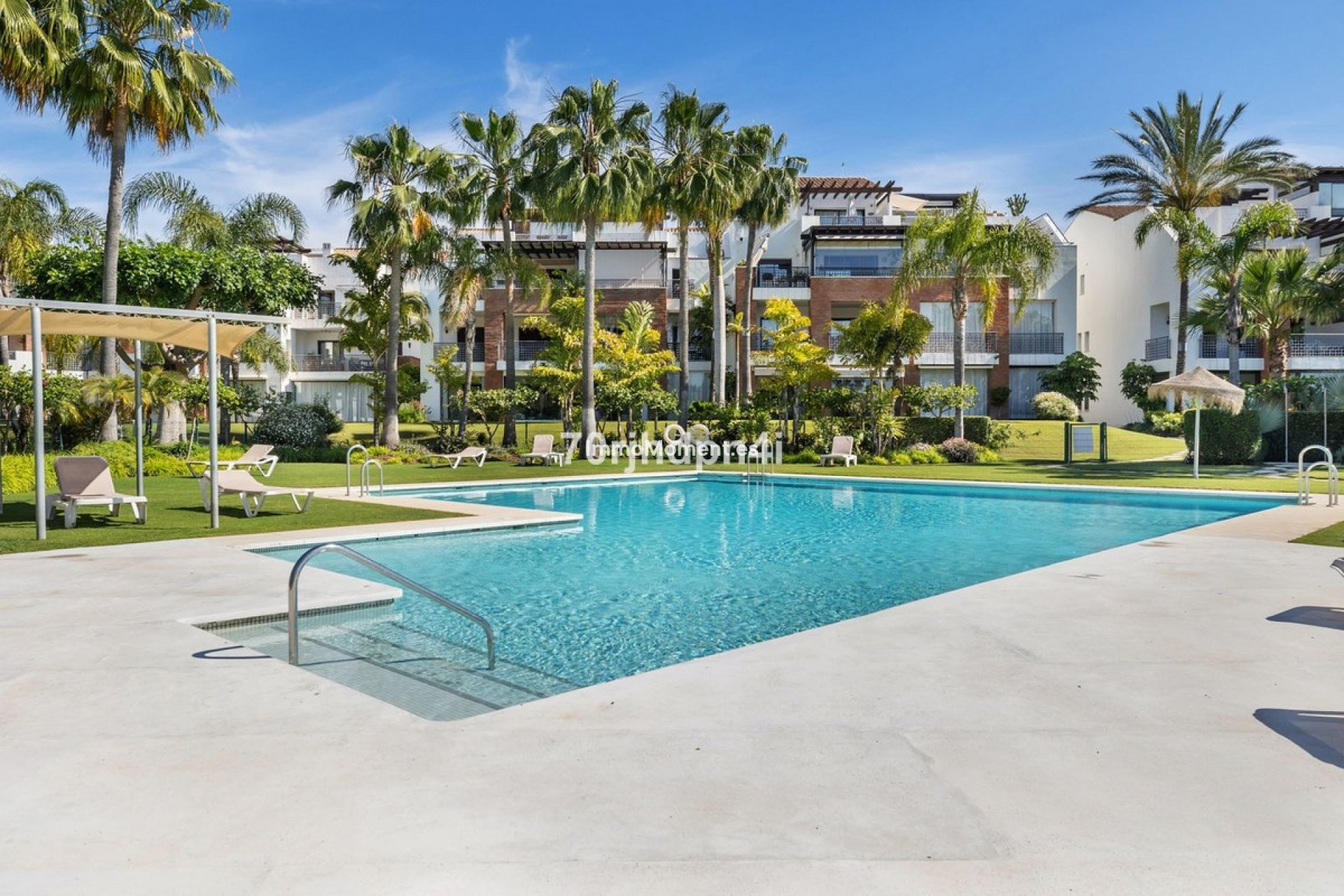 Bestaande woning - Appartement - Estepona  - Estepona Centro