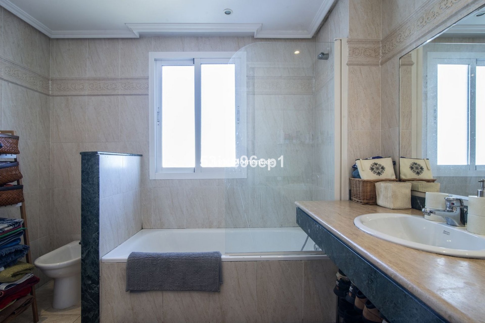 Bestaande woning - Appartement - Estepona  - Selwo