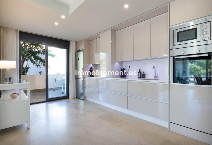 Bestaande woning - Appartement - Estepona  - Selwo