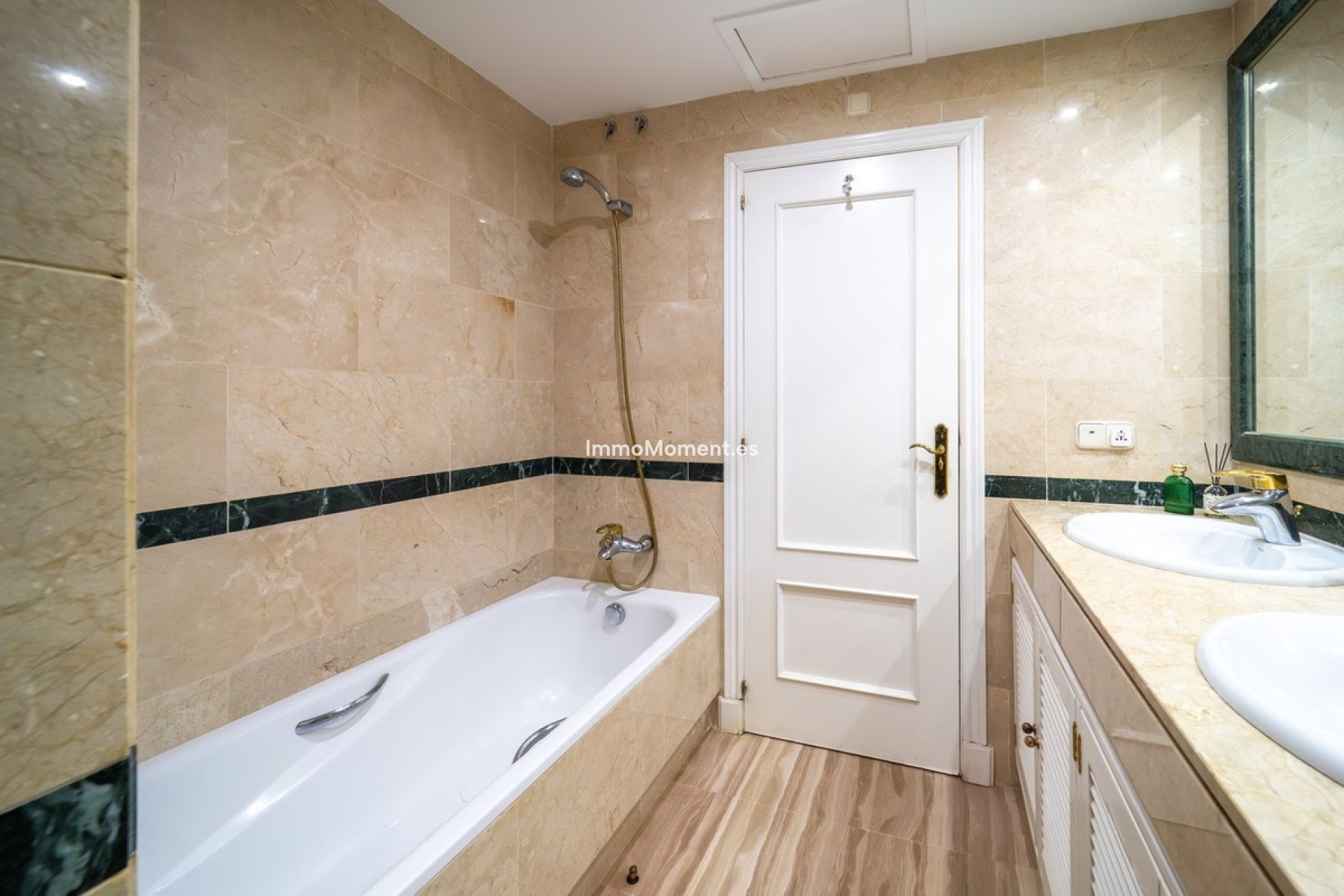 Bestaande woning - Appartement - Marbella - Elviria