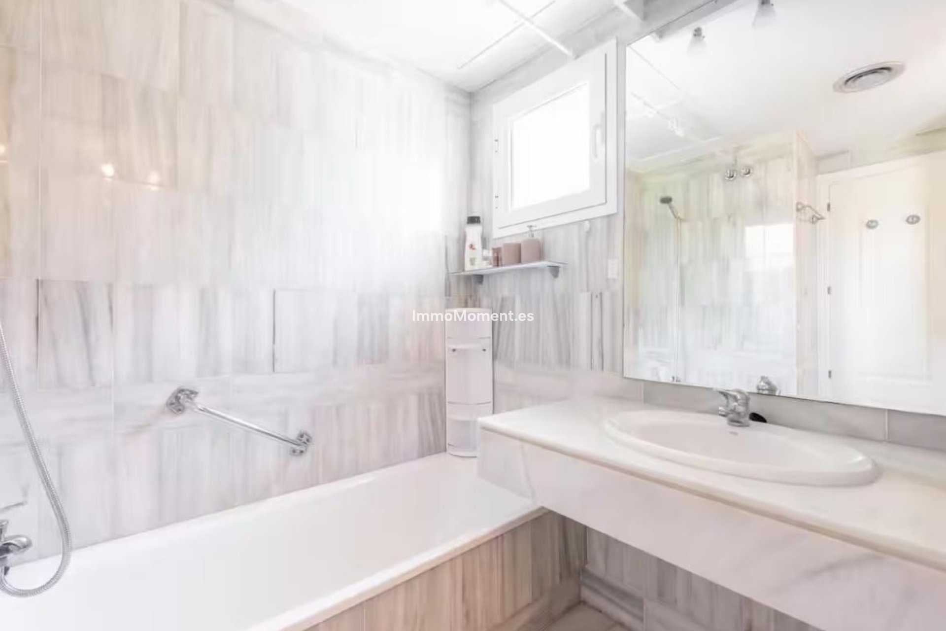 Bestaande woning - Appartement - Marbella - Nueva Andalucía
