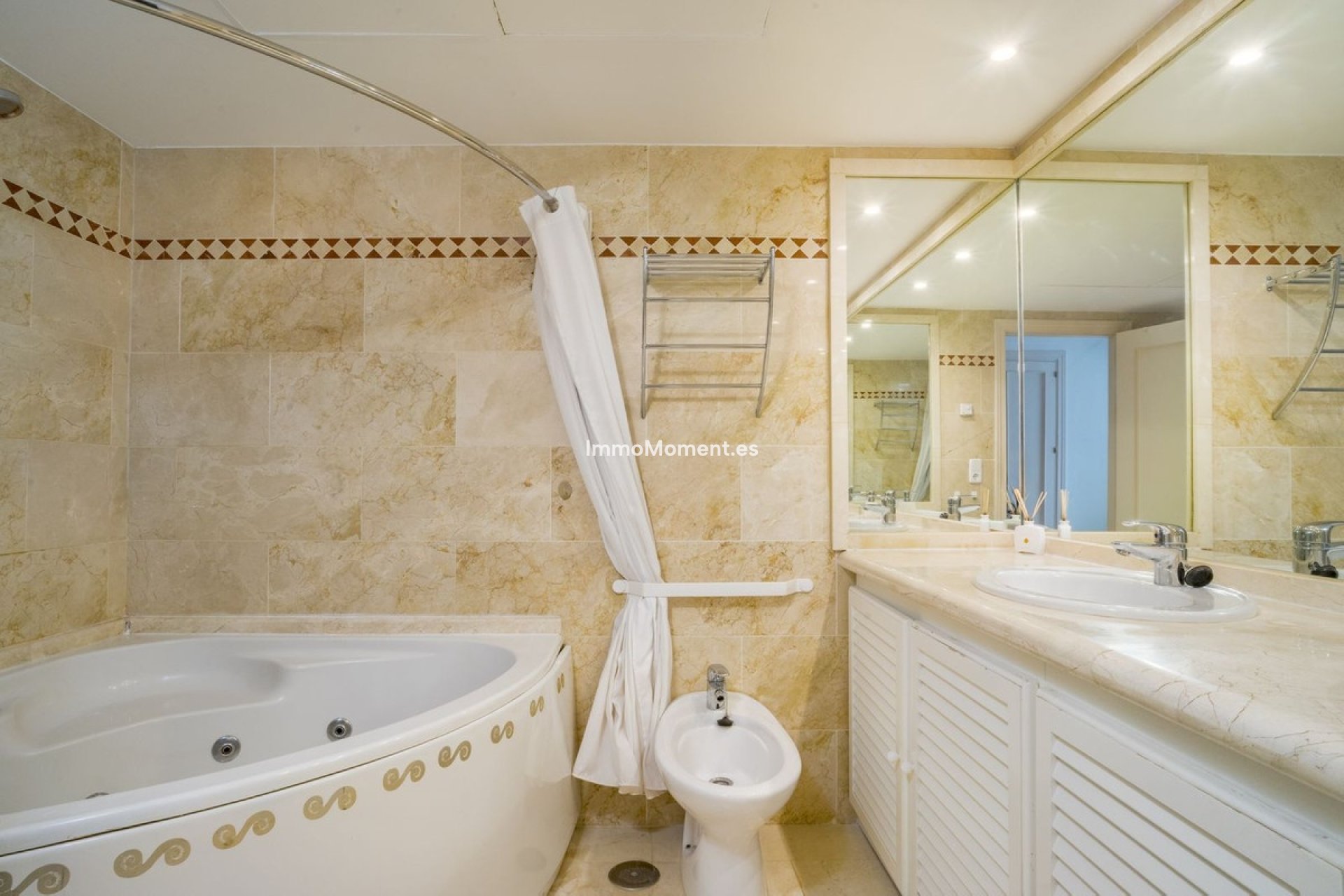 Bestaande woning - Appartement - Marbella - Nueva Andalucía