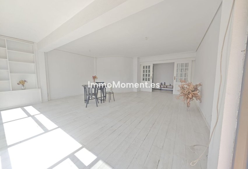 Bestaande woning - Appartement - Torremolinos - La Carihuela