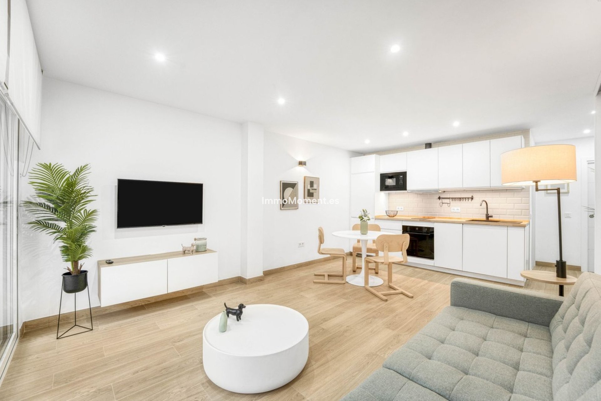 Bestaande woning - Appartement - Torremolinos - La Carihuela