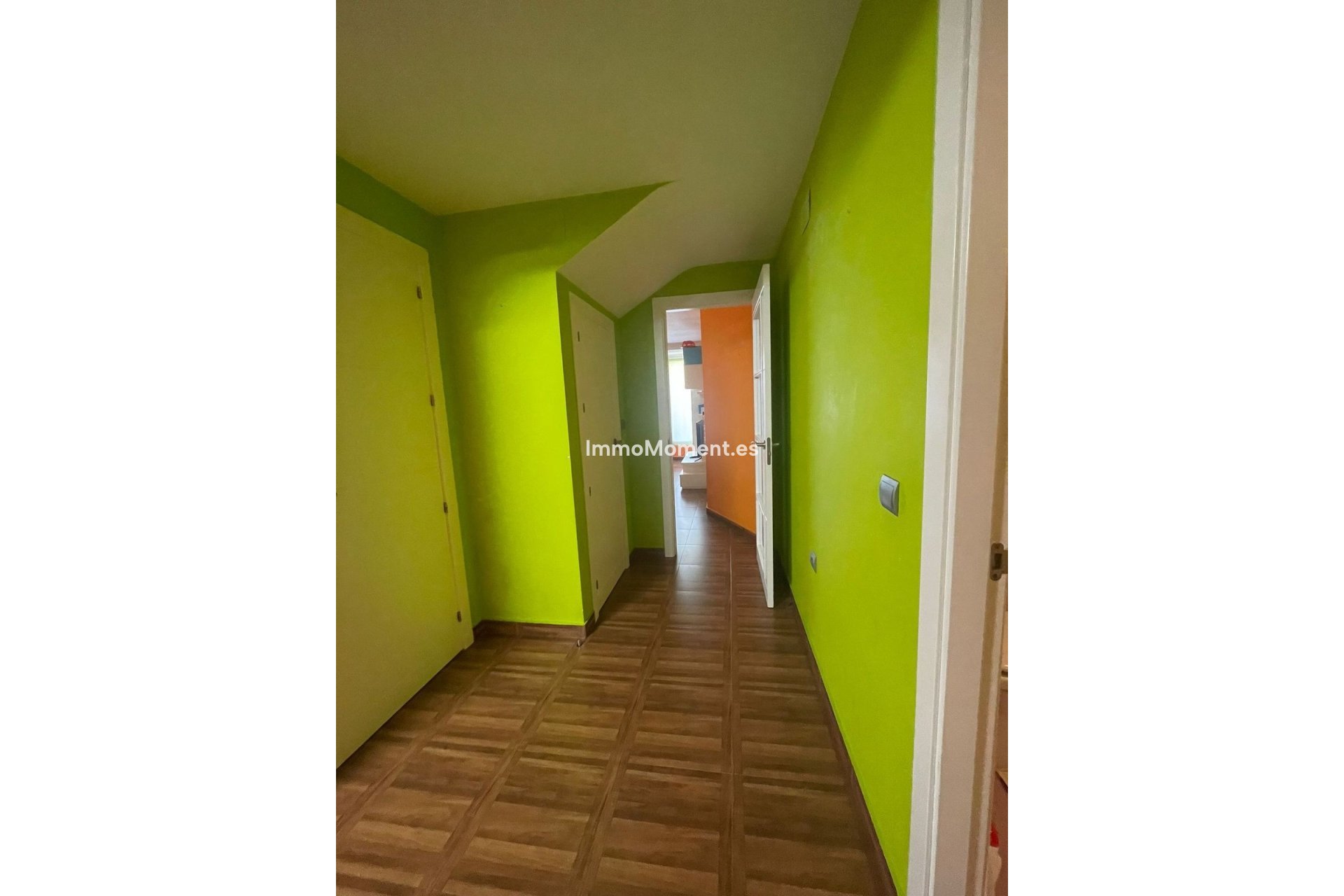 Bestaande woning - Geschakelde woning - Binnenland  - Alhaurín de la Torre