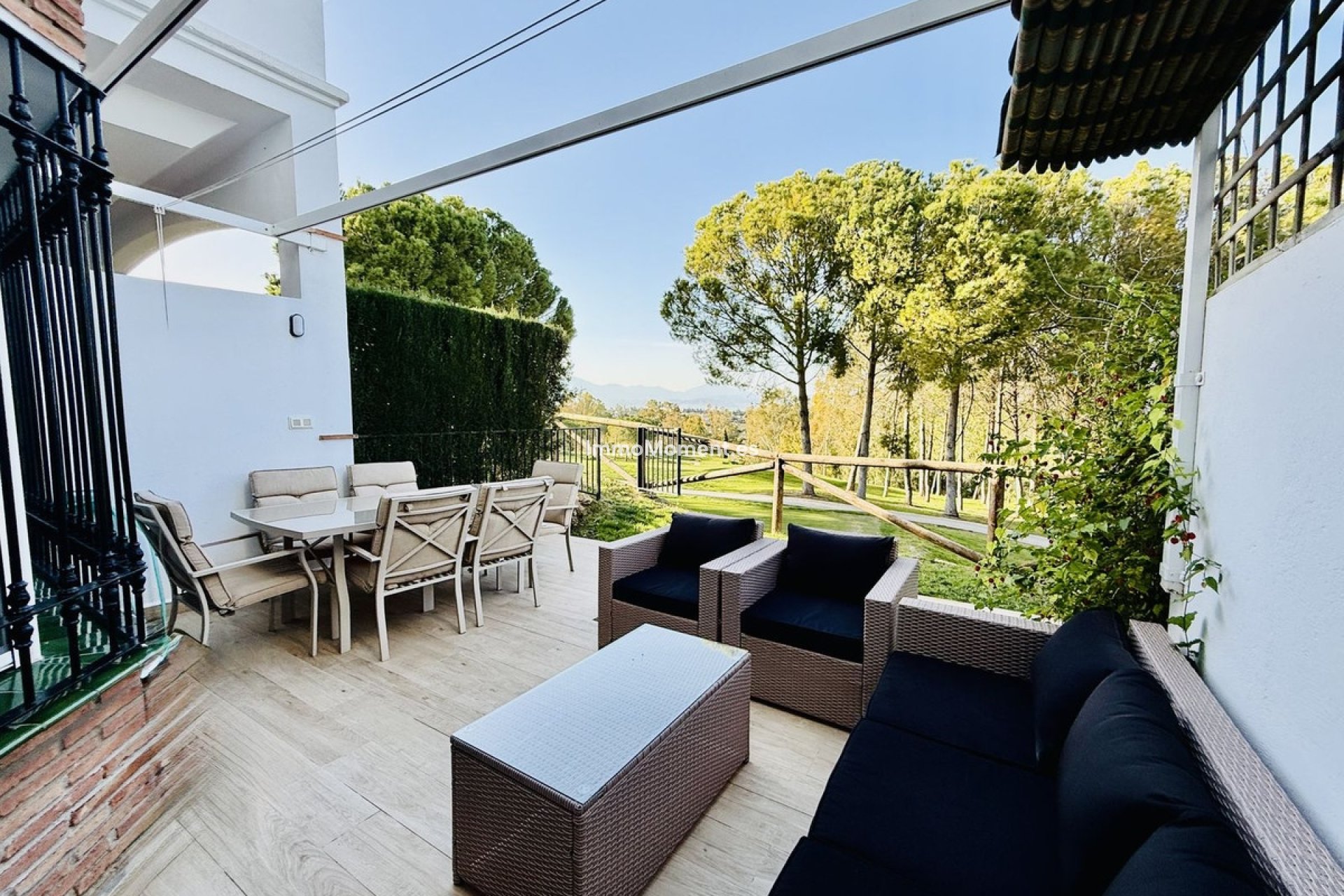 Bestaande woning - Geschakelde woning - Binnenland  - Alhaurín de la Torre