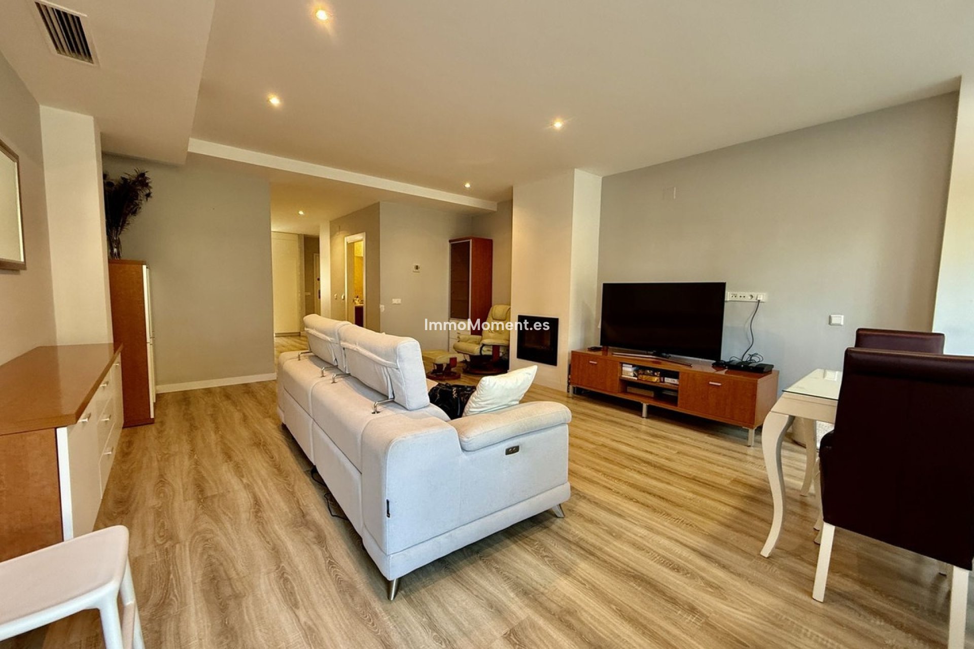 Bestaande woning - Geschakelde woning - Binnenland  - Alhaurín de la Torre