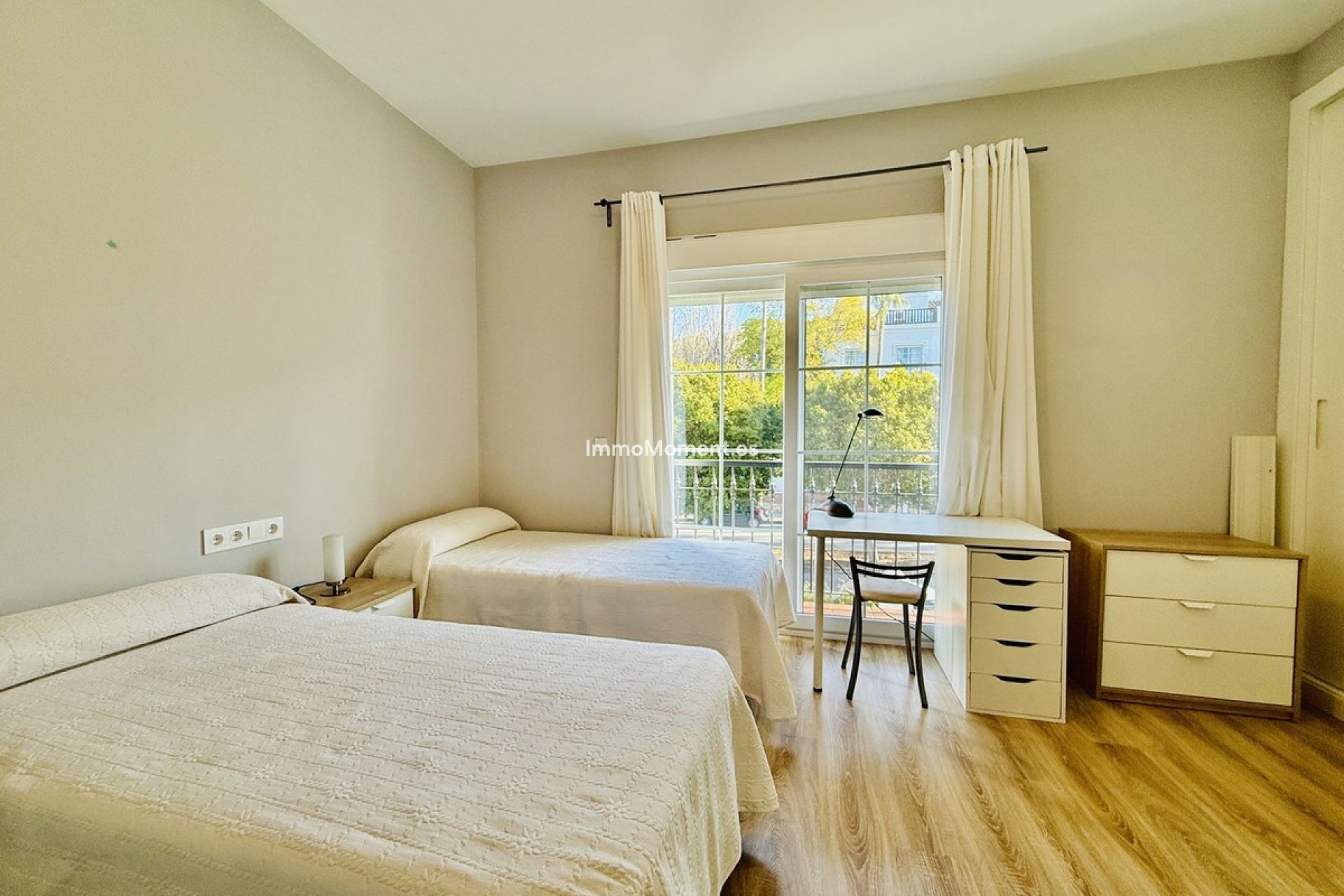 Bestaande woning - Geschakelde woning - Binnenland  - Alhaurín de la Torre