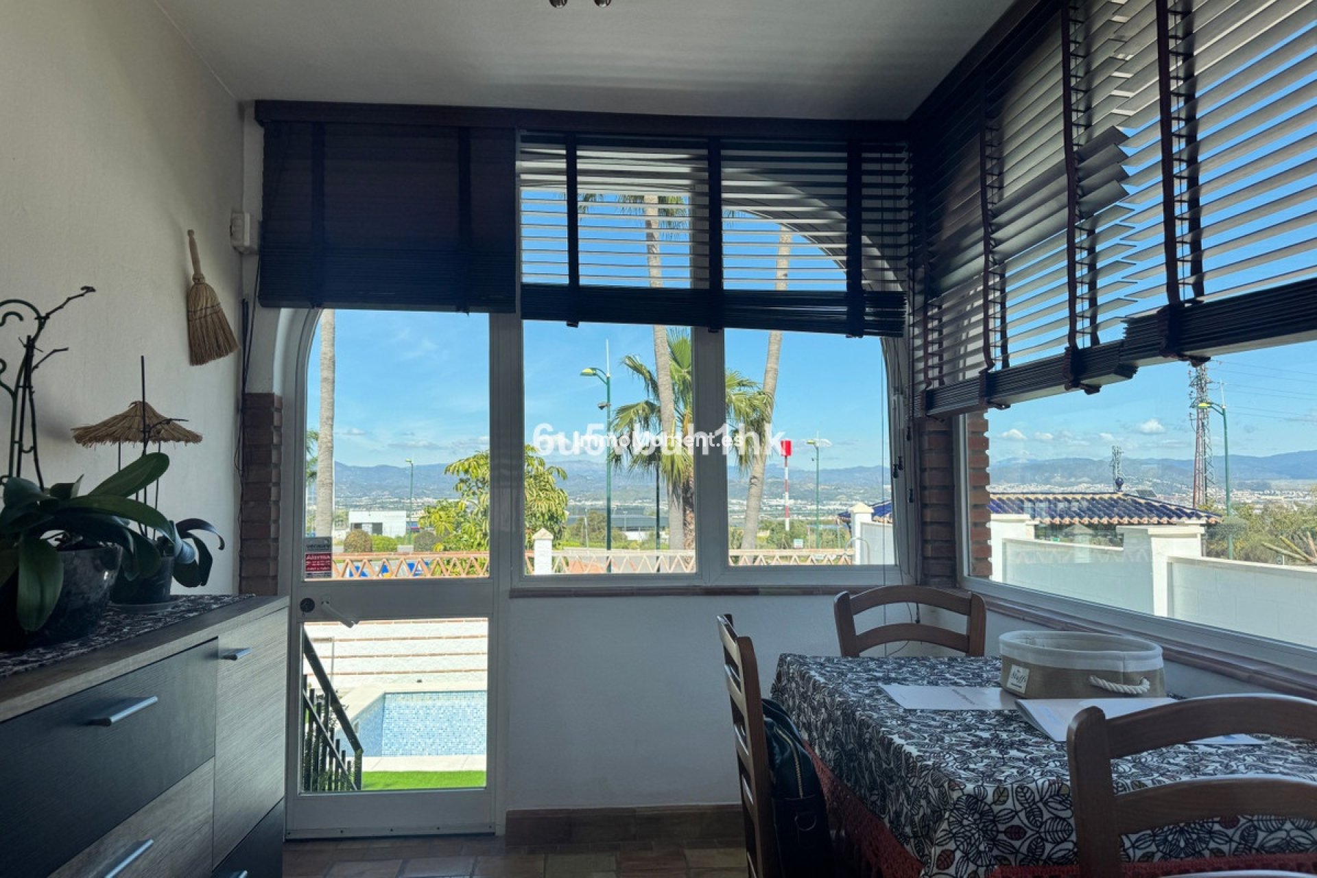 Bestaande woning - Geschakelde woning - Binnenland  - Alhaurín de la Torre