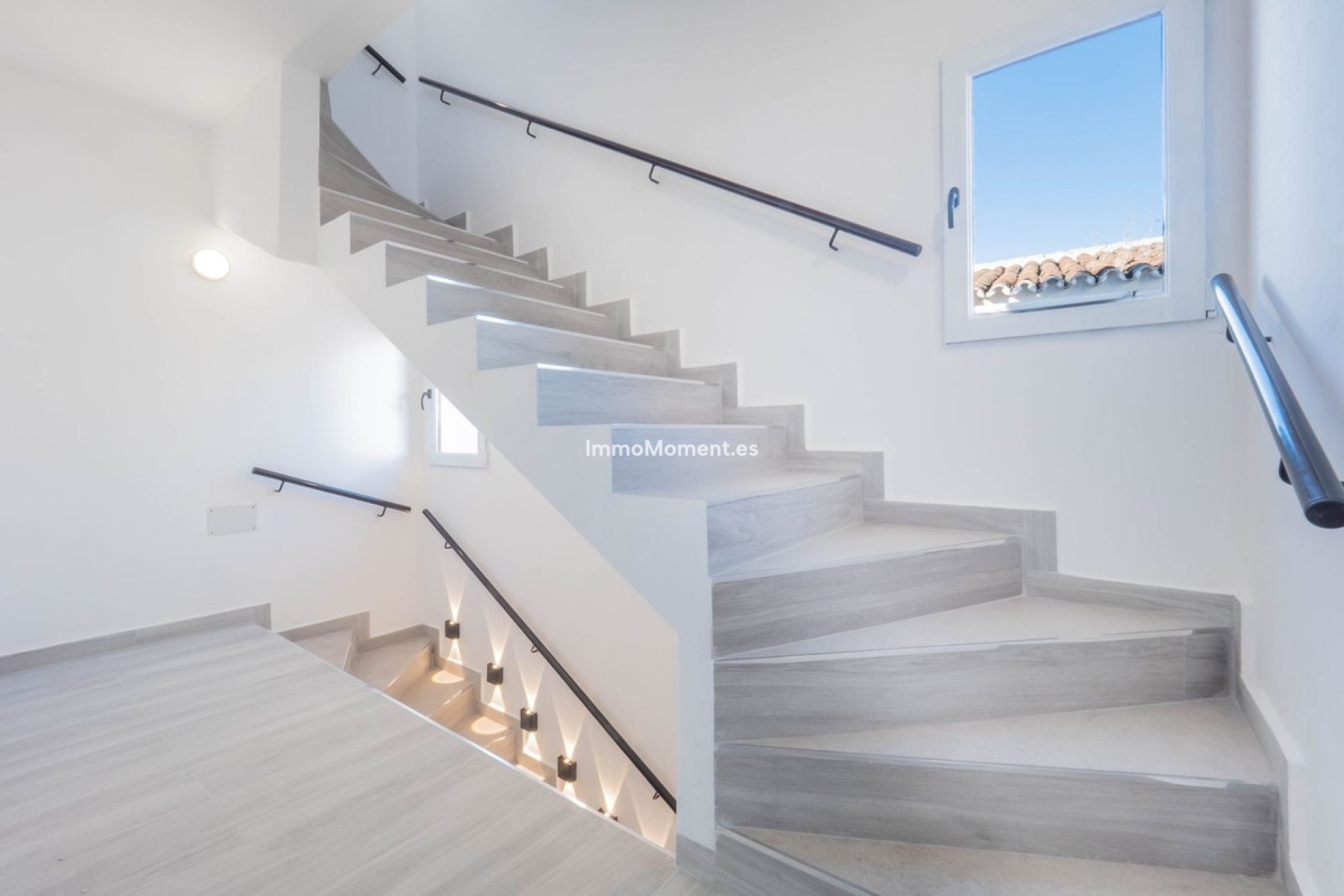 Bestaande woning - Geschakelde woning - Binnenland  - Alhaurín el Grande Centro