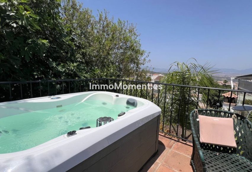 Bestaande woning - Geschakelde woning - Binnenland  - Alhaurín el Grande Centro