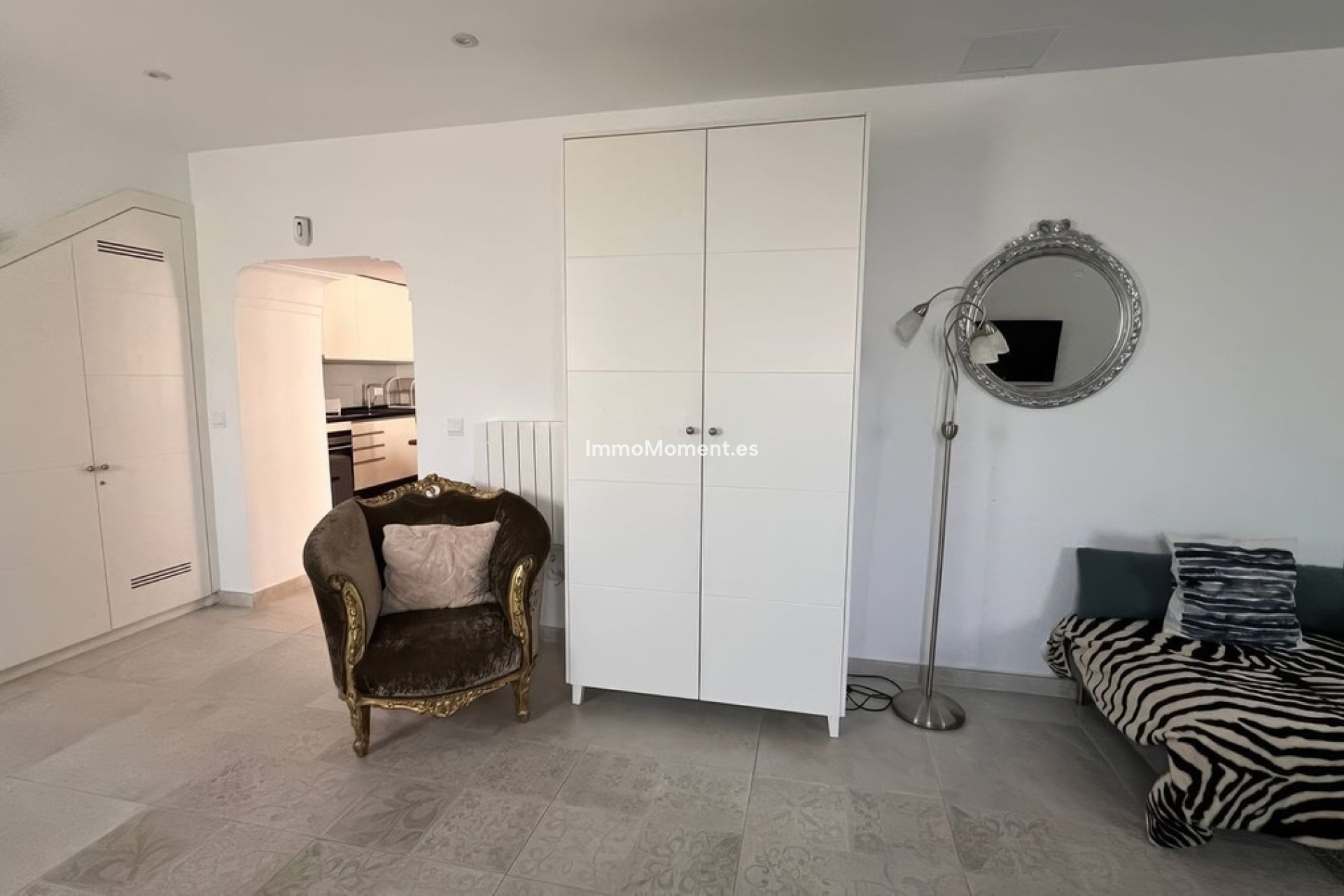 Bestaande woning - Geschakelde woning - Binnenland  - Alhaurín el Grande Centro