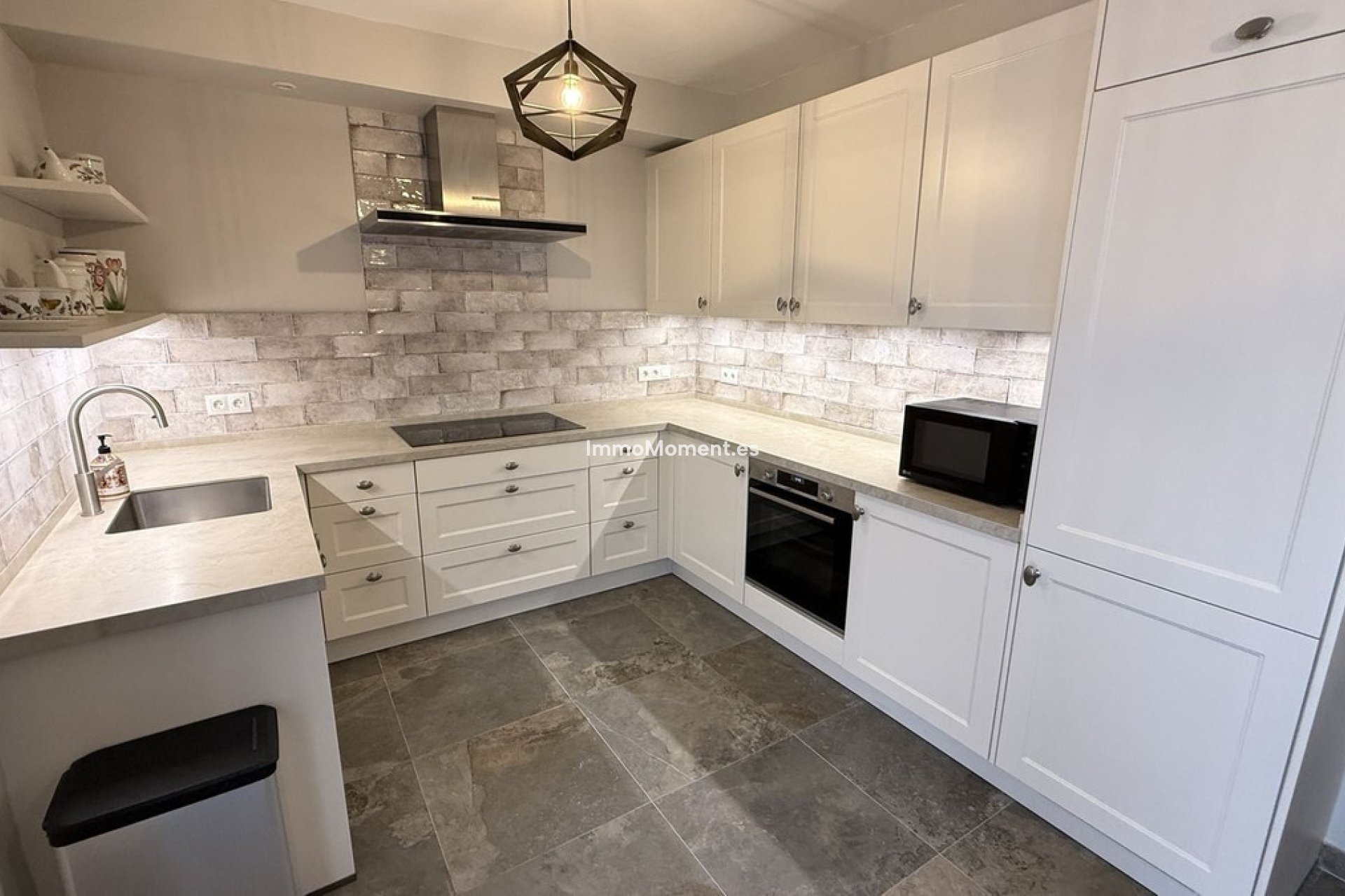 Bestaande woning - Geschakelde woning - Binnenland  - Alhaurín el Grande Centro