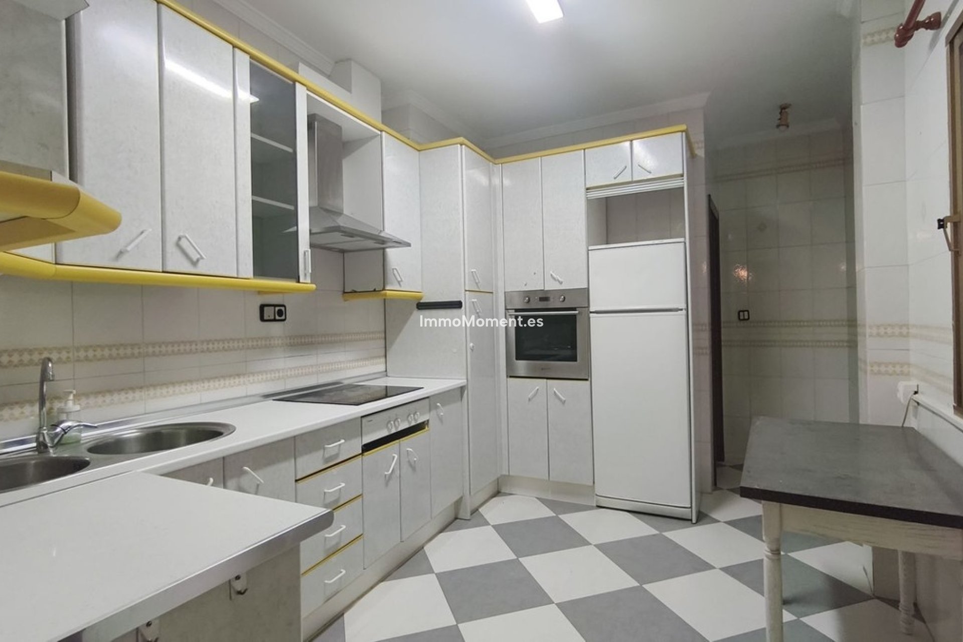 Bestaande woning - Geschakelde woning - Binnenland  - Alhaurín el Grande Centro