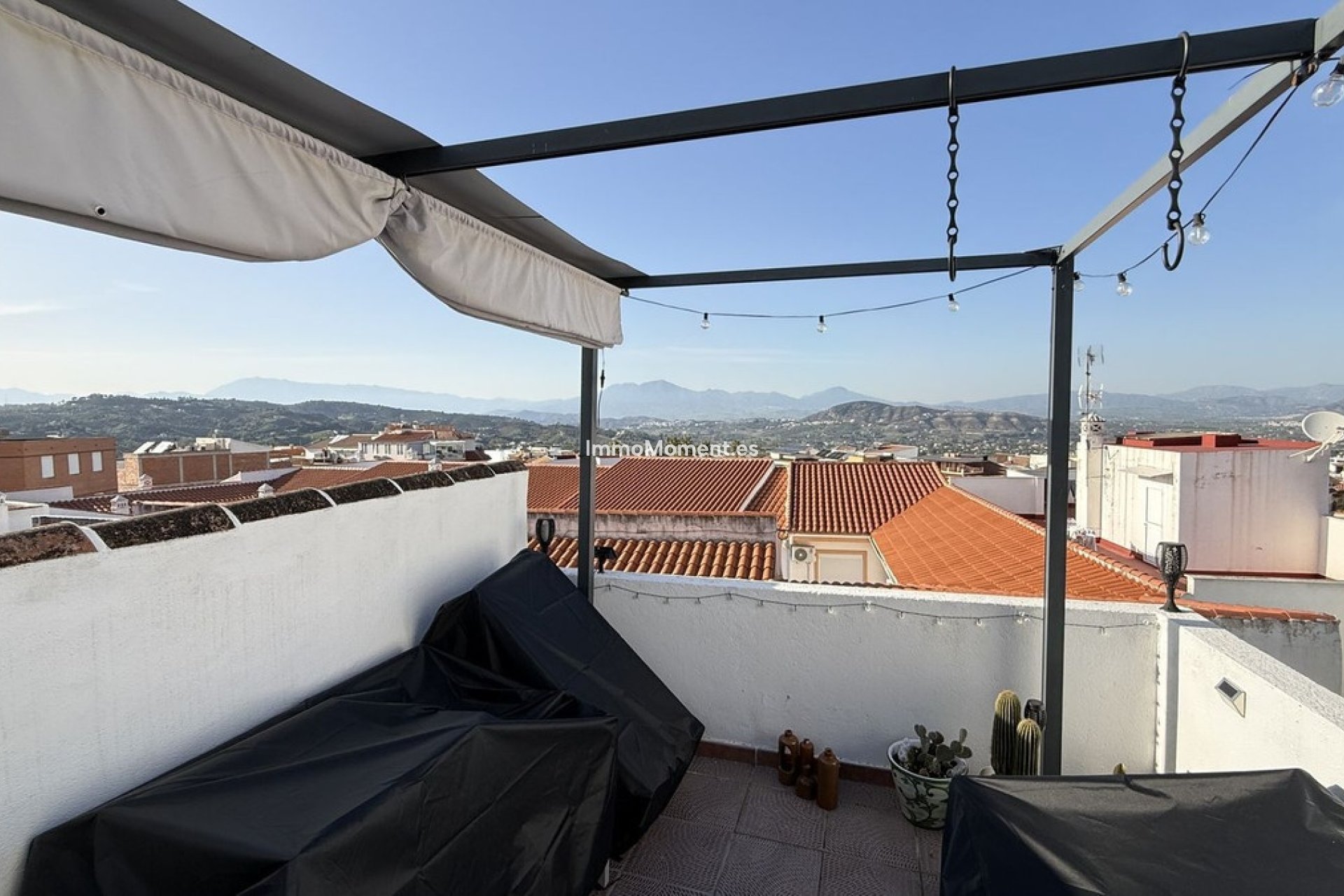 Bestaande woning - Geschakelde woning - Binnenland  - Alhaurín el Grande Centro