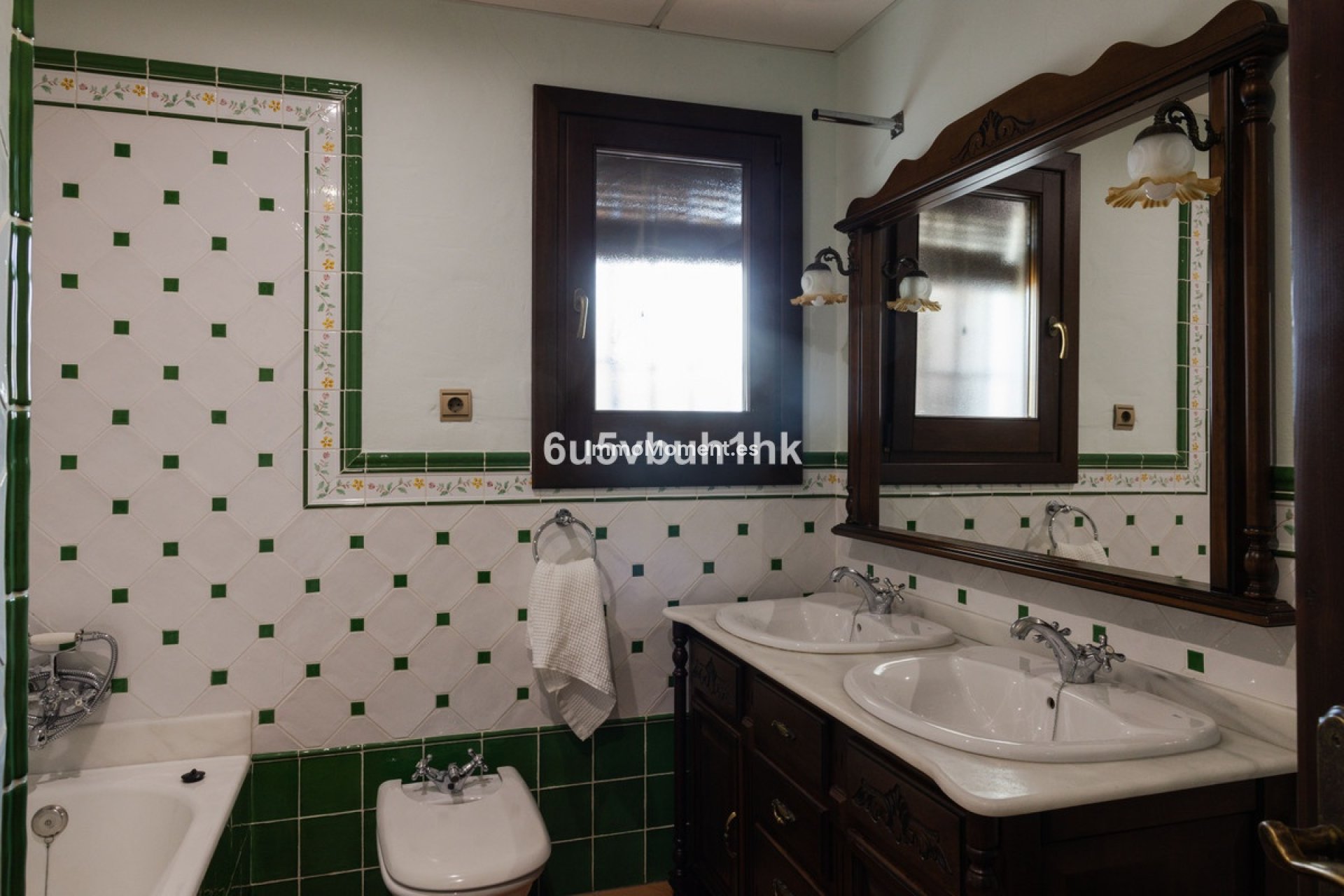 Bestaande woning - Geschakelde woning - Binnenland  - Alhaurín el Grande Centro