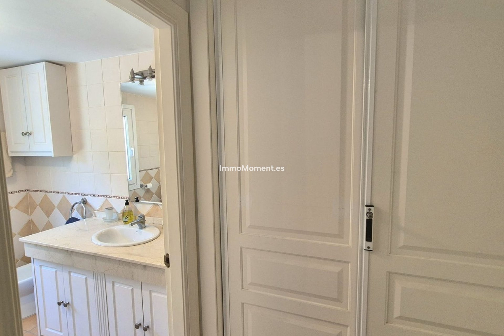 Bestaande woning - Geschakelde woning - Binnenland  - Alhaurín Golf