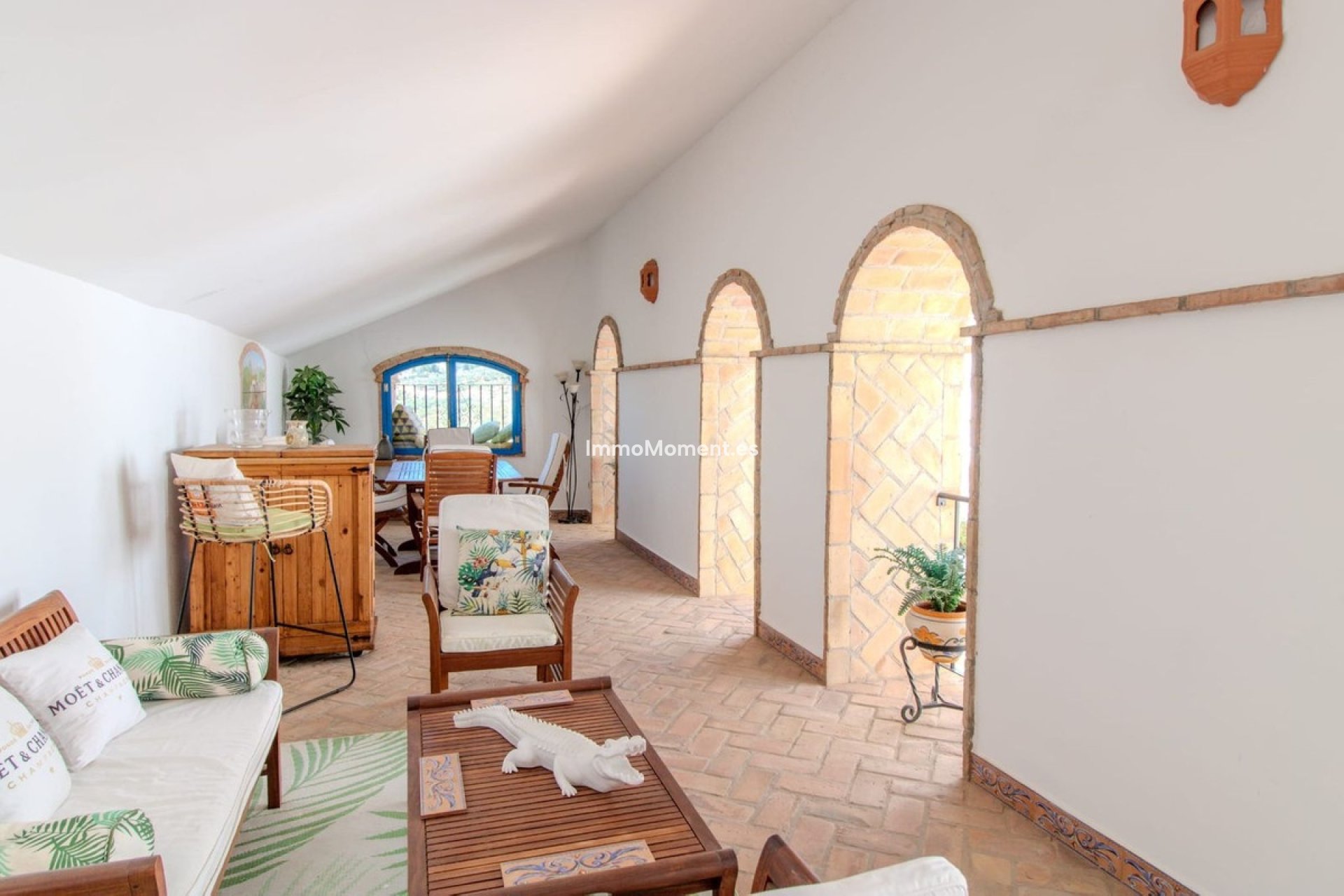 Bestaande woning - Geschakelde woning - Binnenland  - Alora