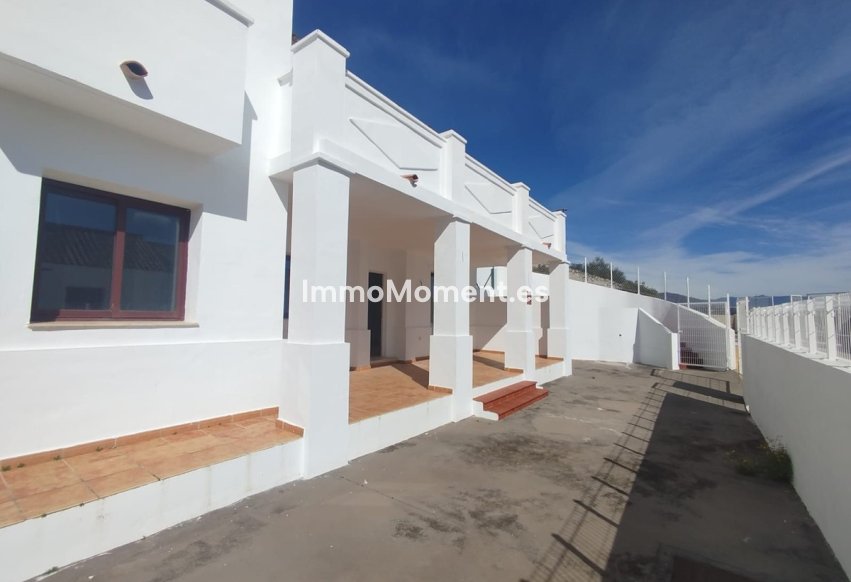 Bestaande woning - Geschakelde woning - Casares - Doña Julia