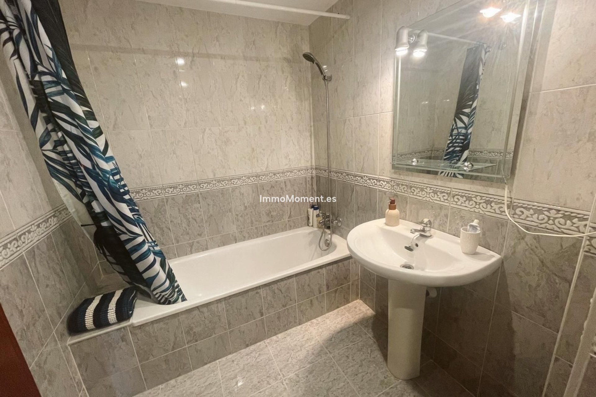 Bestaande woning - Geschakelde woning - Estepona  - Atalaya