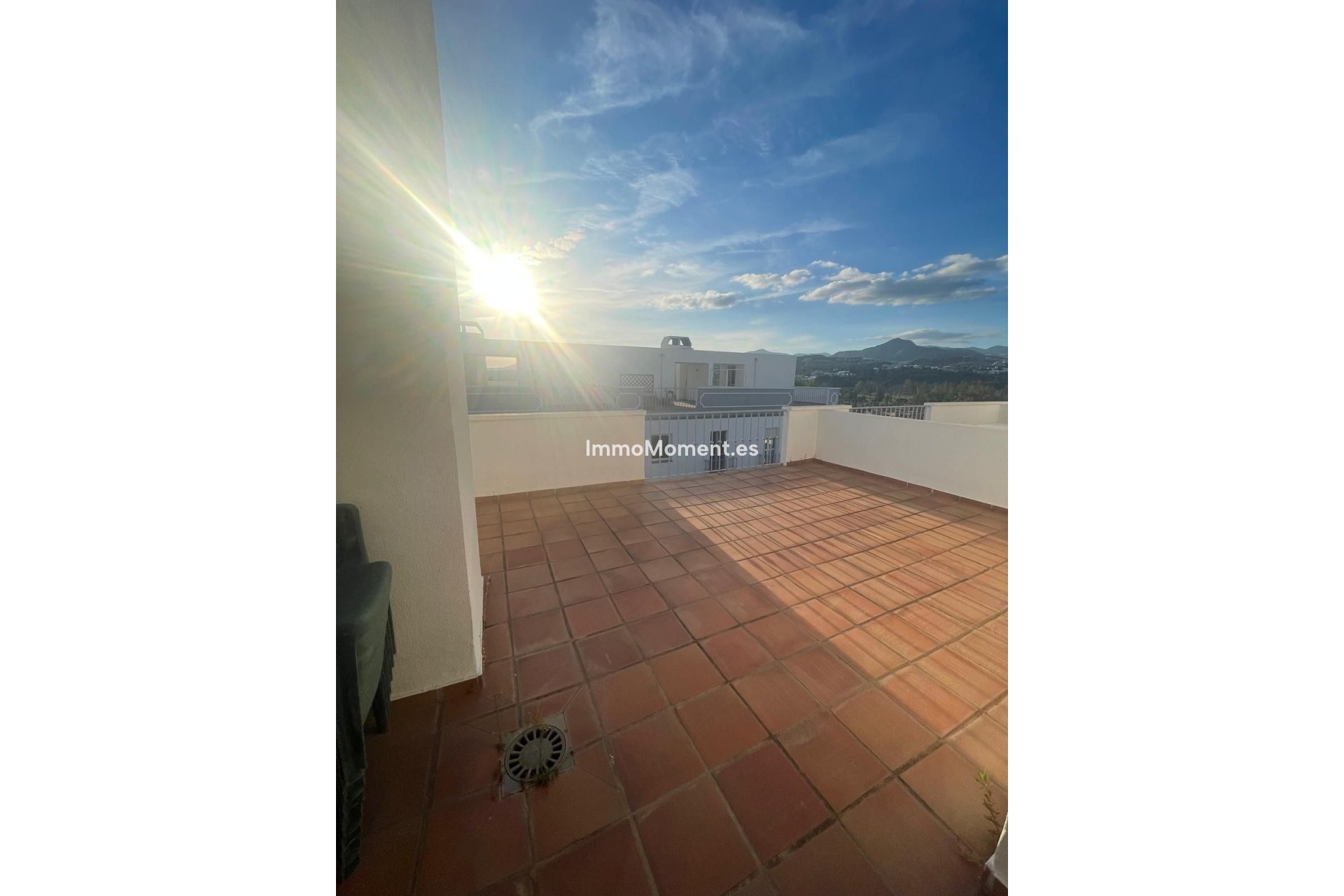 Bestaande woning - Geschakelde woning - Estepona  - Atalaya