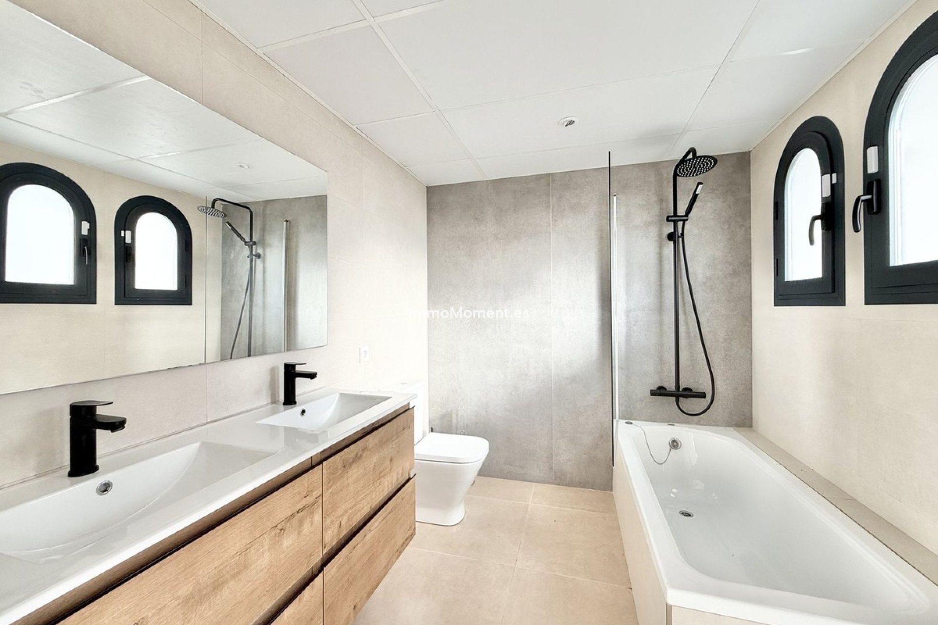 Bestaande woning - Geschakelde woning - Estepona  - Atalaya