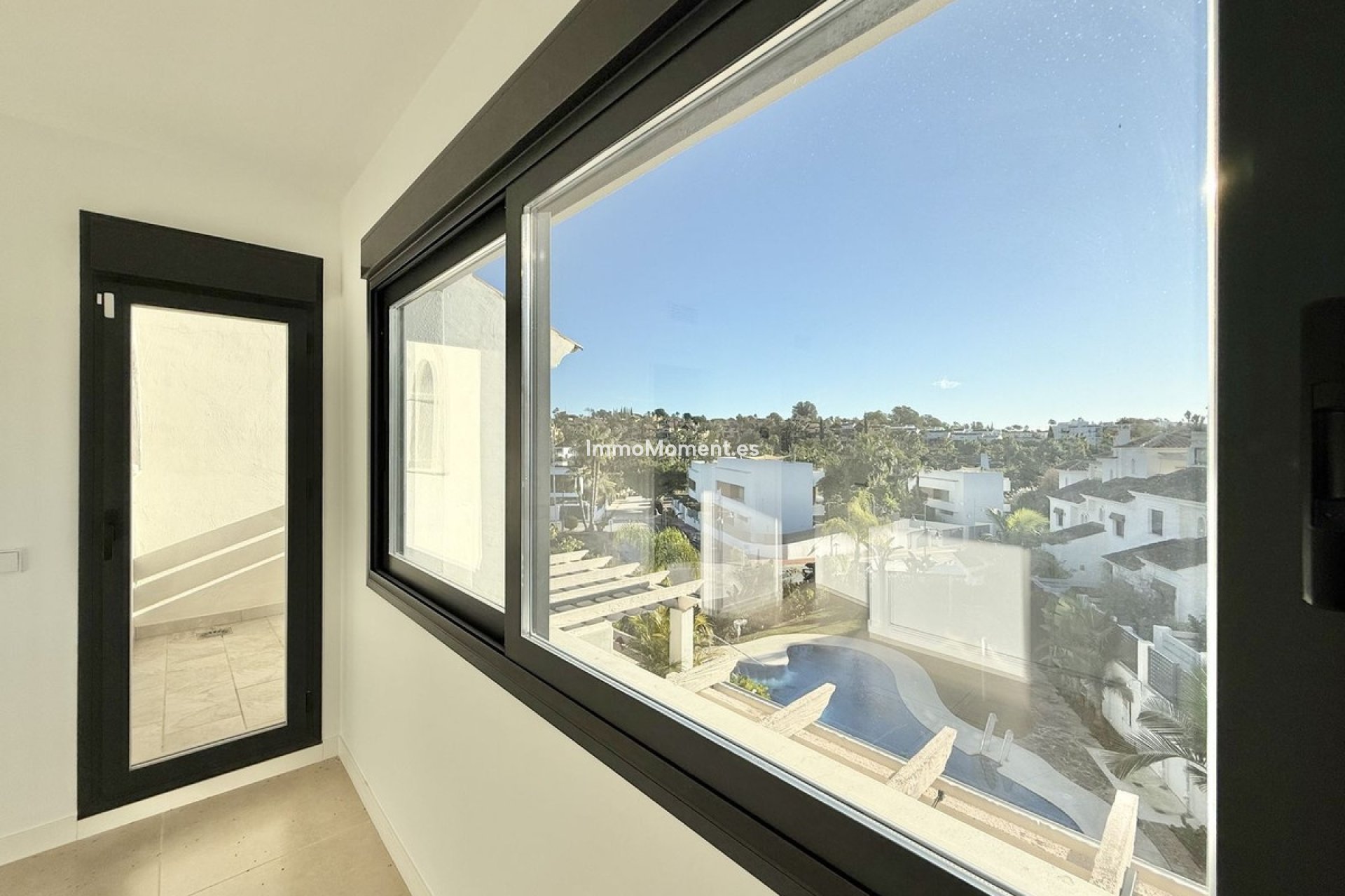 Bestaande woning - Geschakelde woning - Estepona  - Atalaya