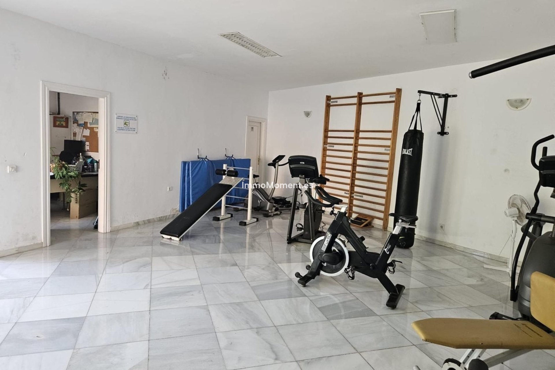 Bestaande woning - Geschakelde woning - Estepona  - Atalaya